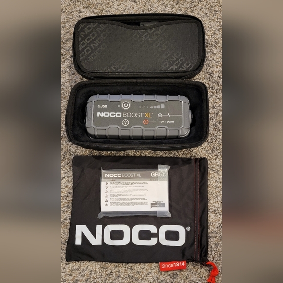 NOCO Boost XL GB50 1500A 12V portable lithium battery jump starter New - Picture 5 of 11